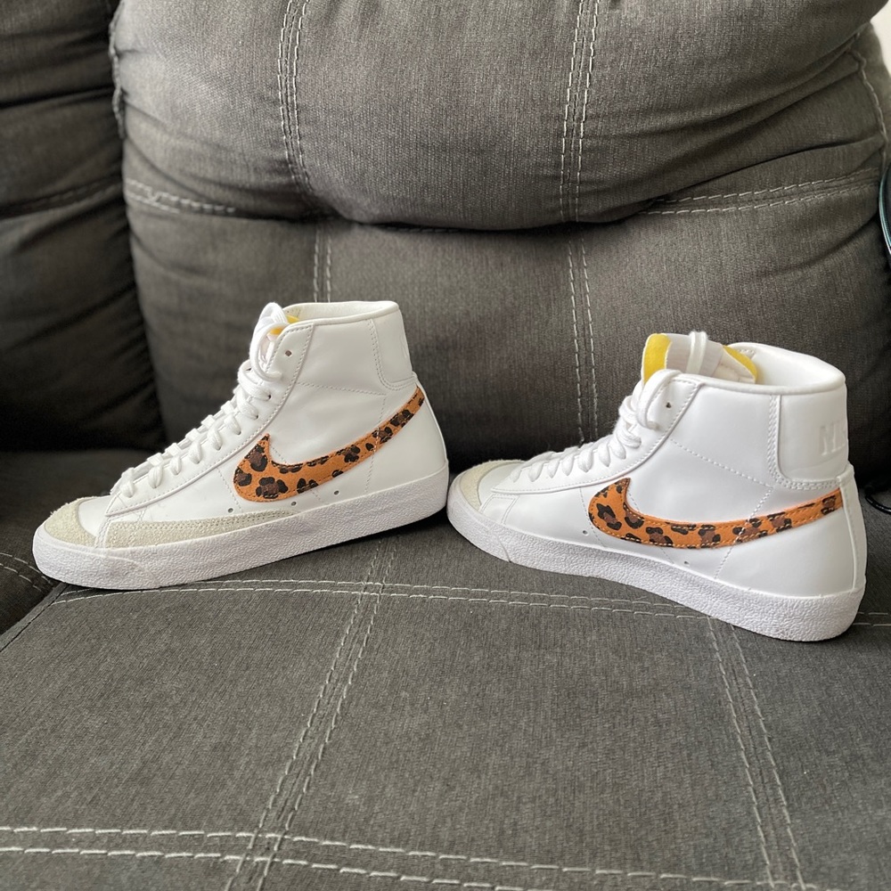 Nike Blazer Mid
Leopard (Women's)